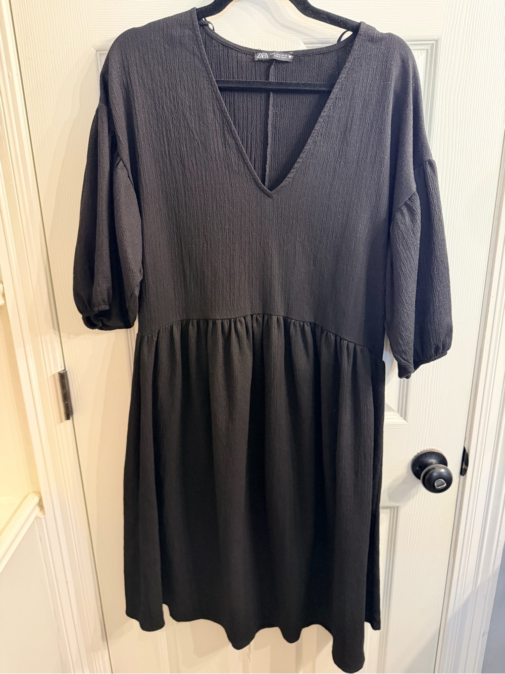 Zara Black V-Neck Puff Sleeve Midi Dress with Gathered Skirt